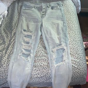 American Eagle skinny ripped light blue jeans